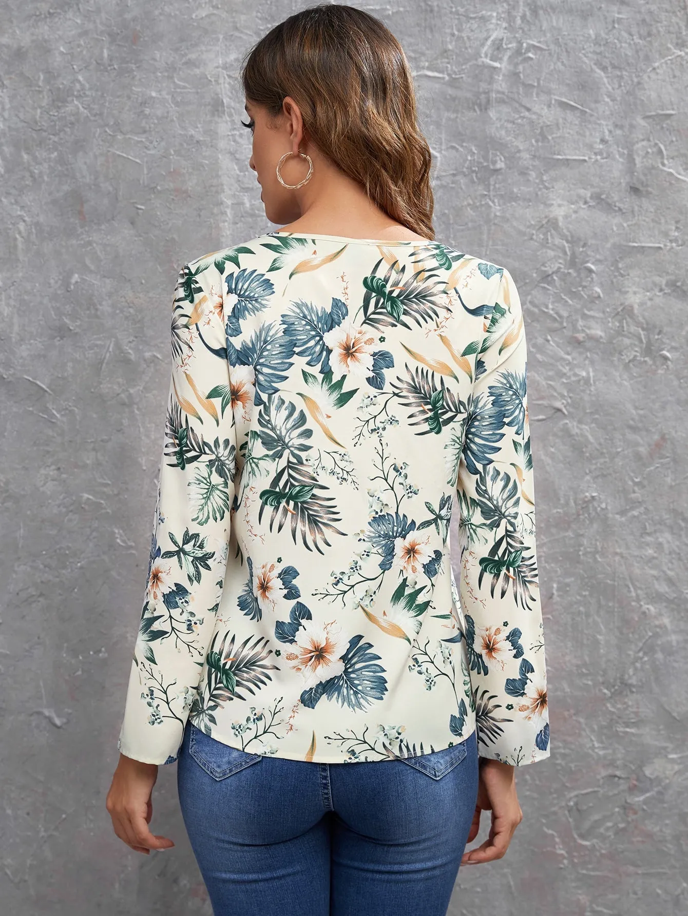 Casual Floral Long Sleeve Round Neck Regular Blouse