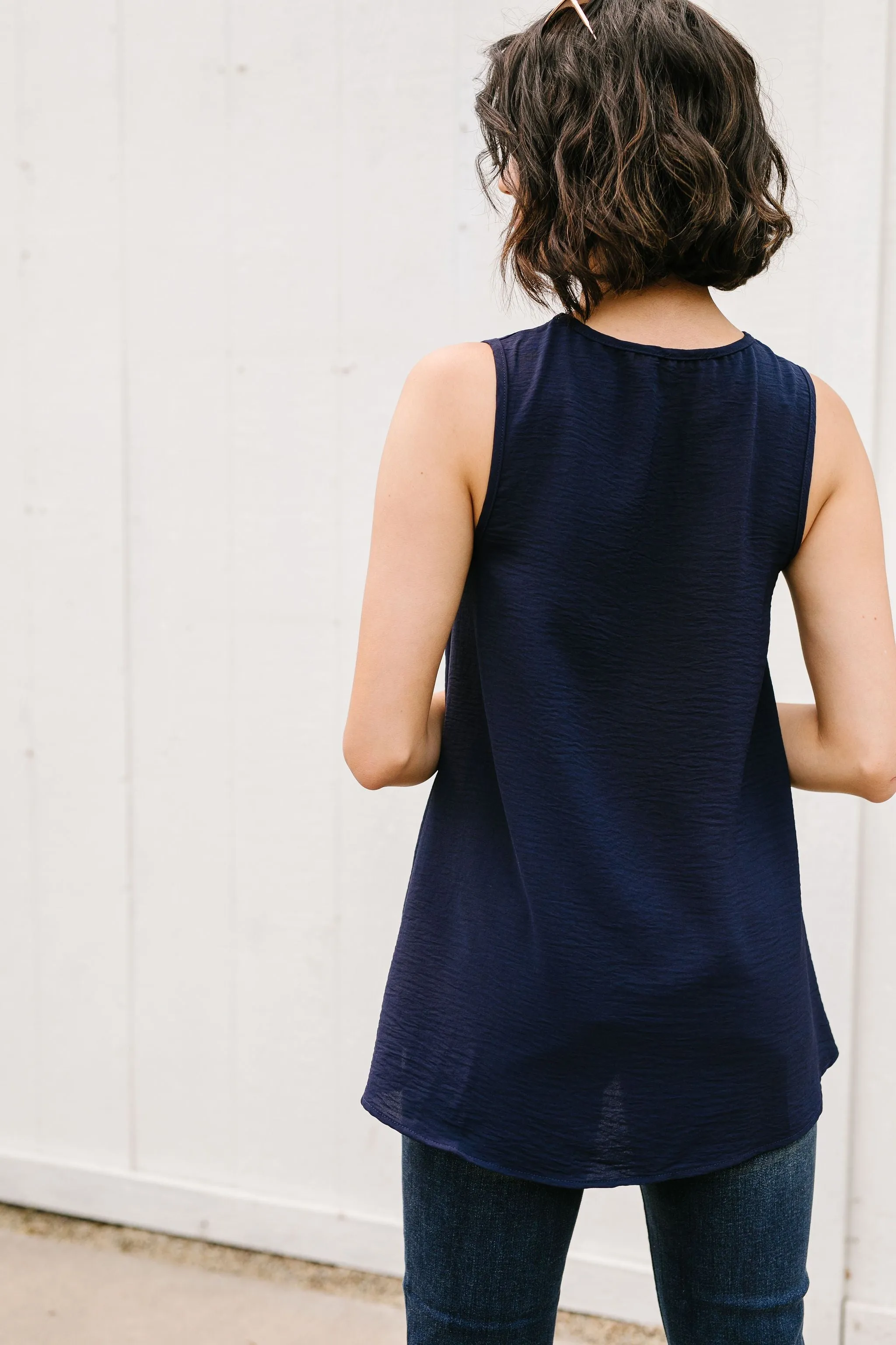 Easy Come Easy Go Sleeveless Blouse In Navy