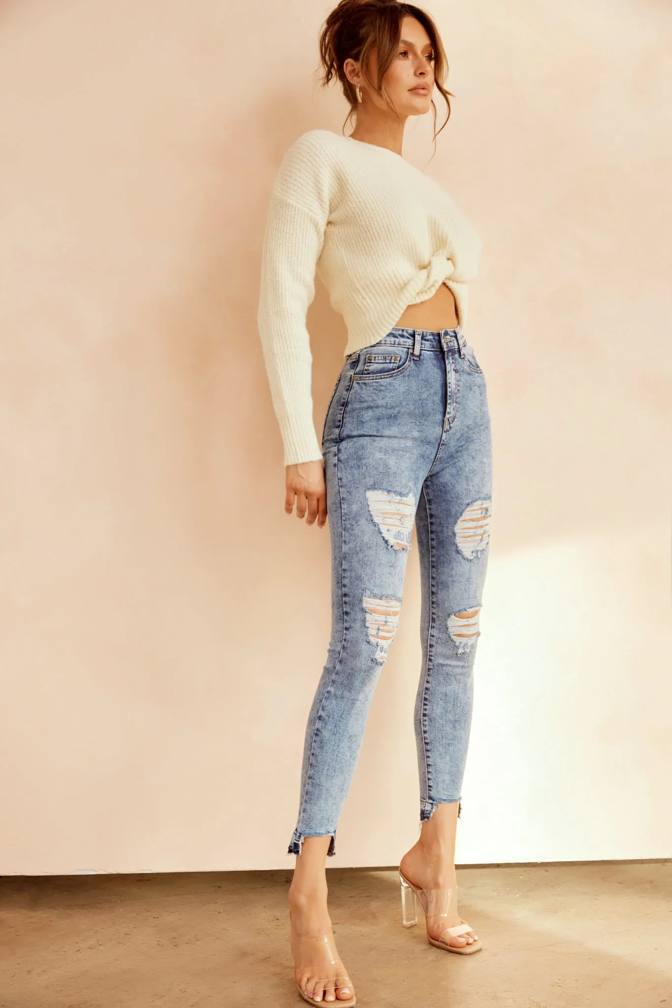 Easy Does It Crop Jeans - Washed Blue