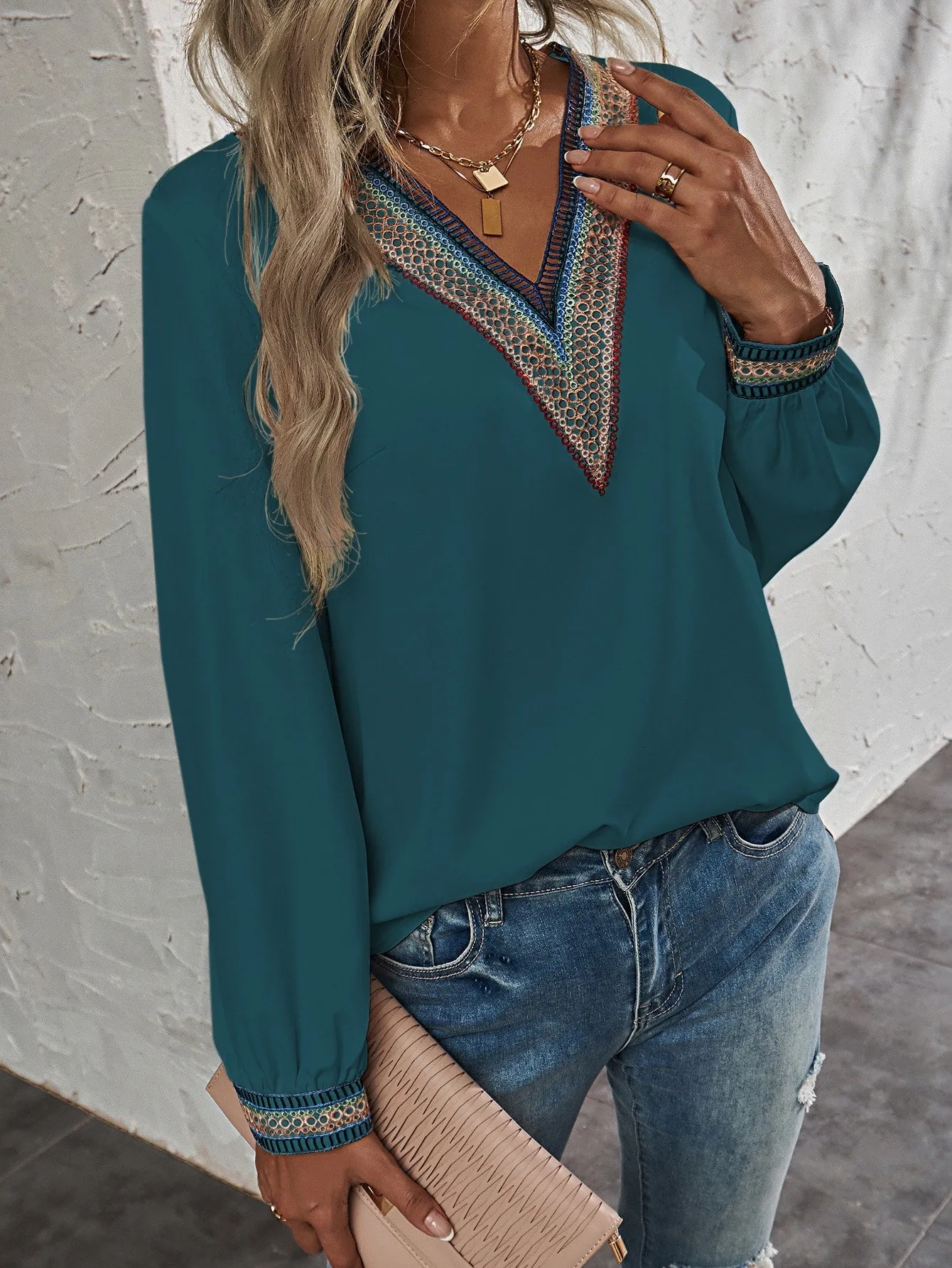 Embroidery V-Neck Blouse