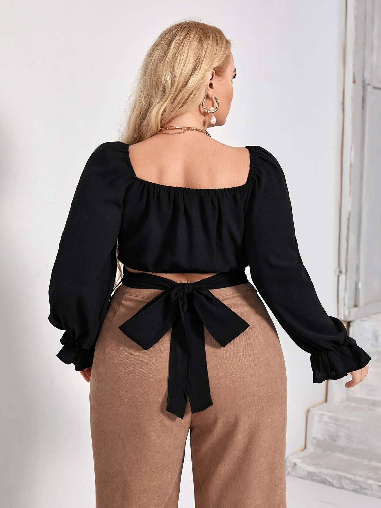 Plain Tie Back Long Sleeve Sweetheart Crop Plus Size Blouse