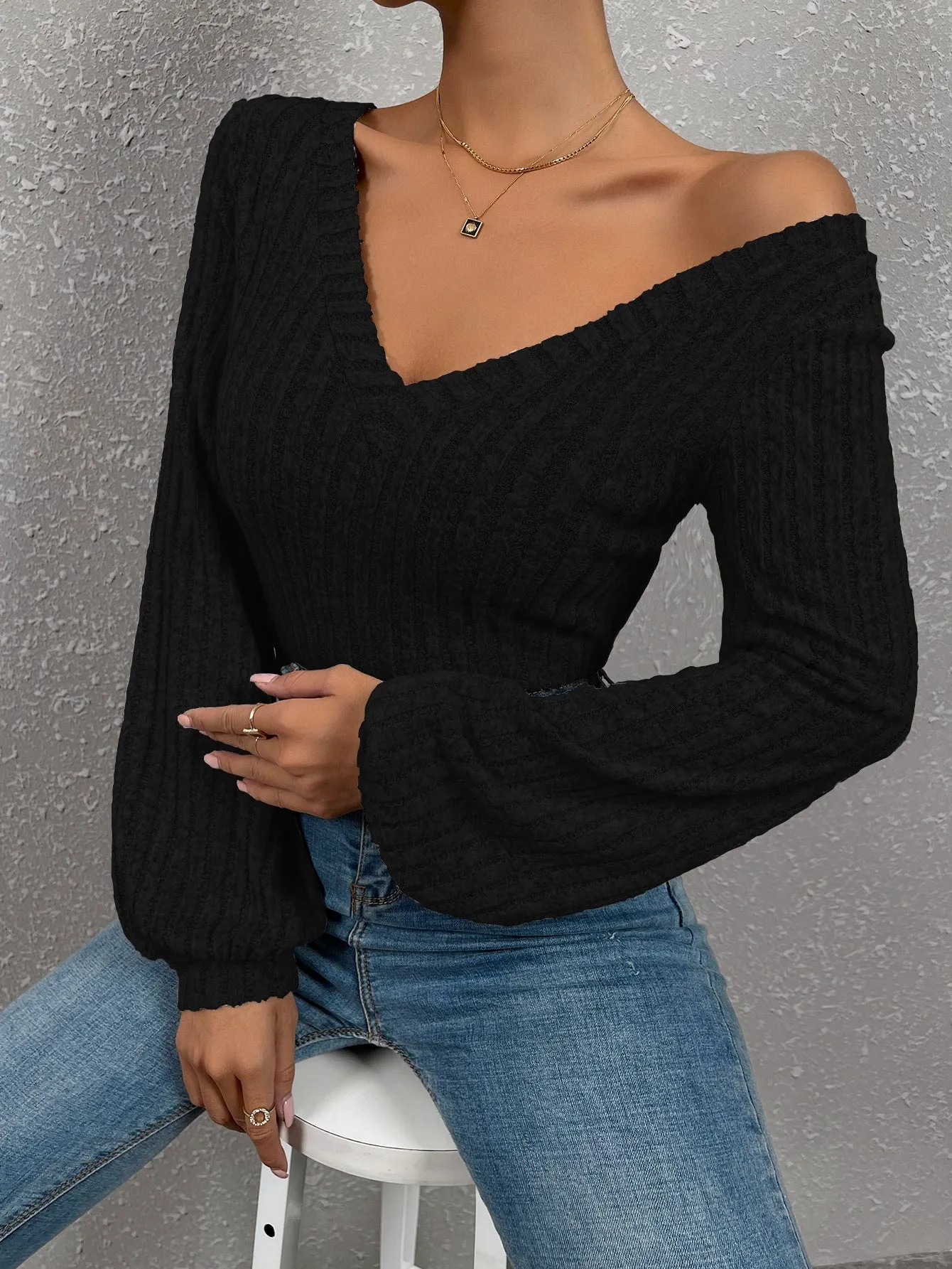 Stylish Rib-knit Tee with V-neck