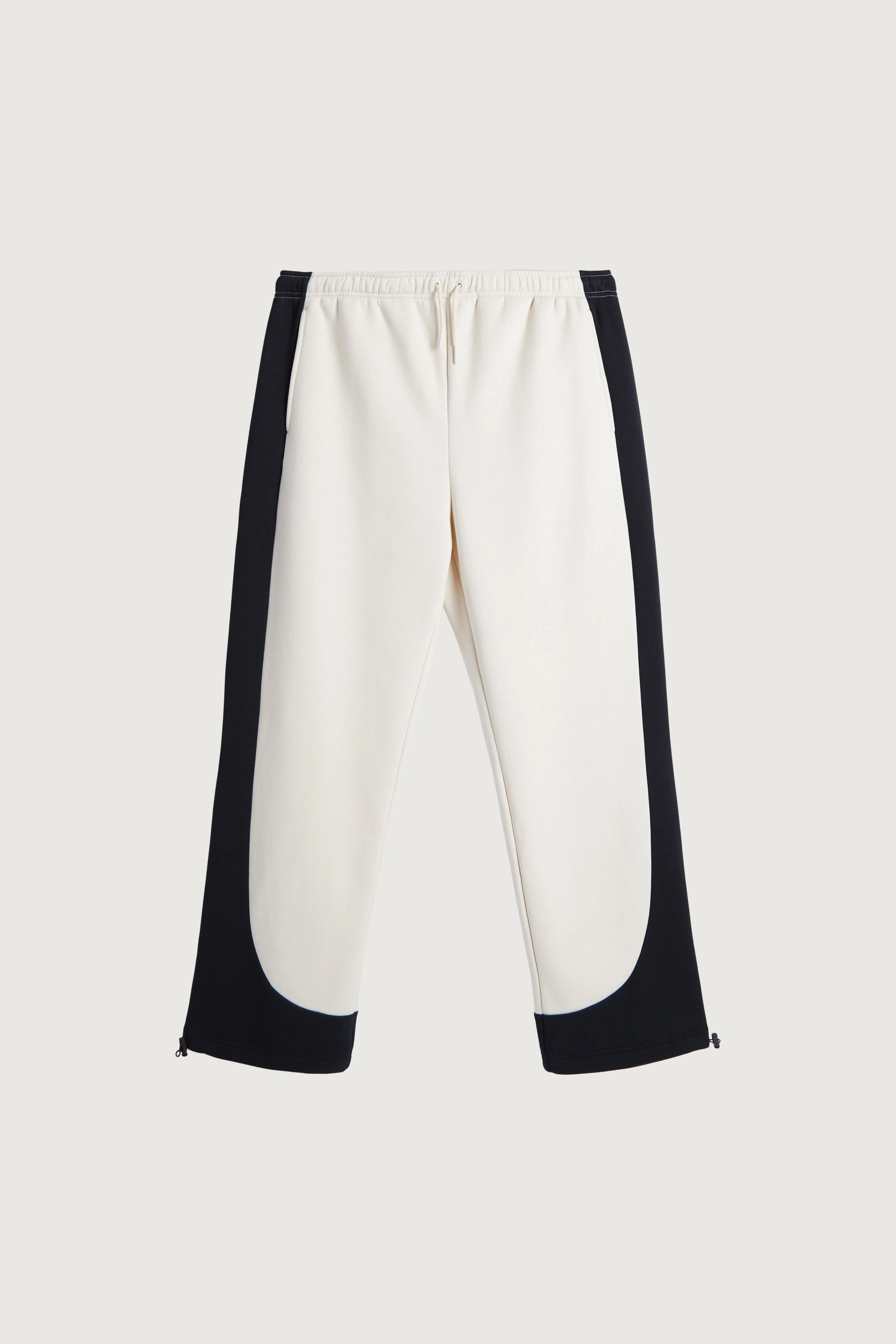 SWEATPANT WITH SEAM DETAIL