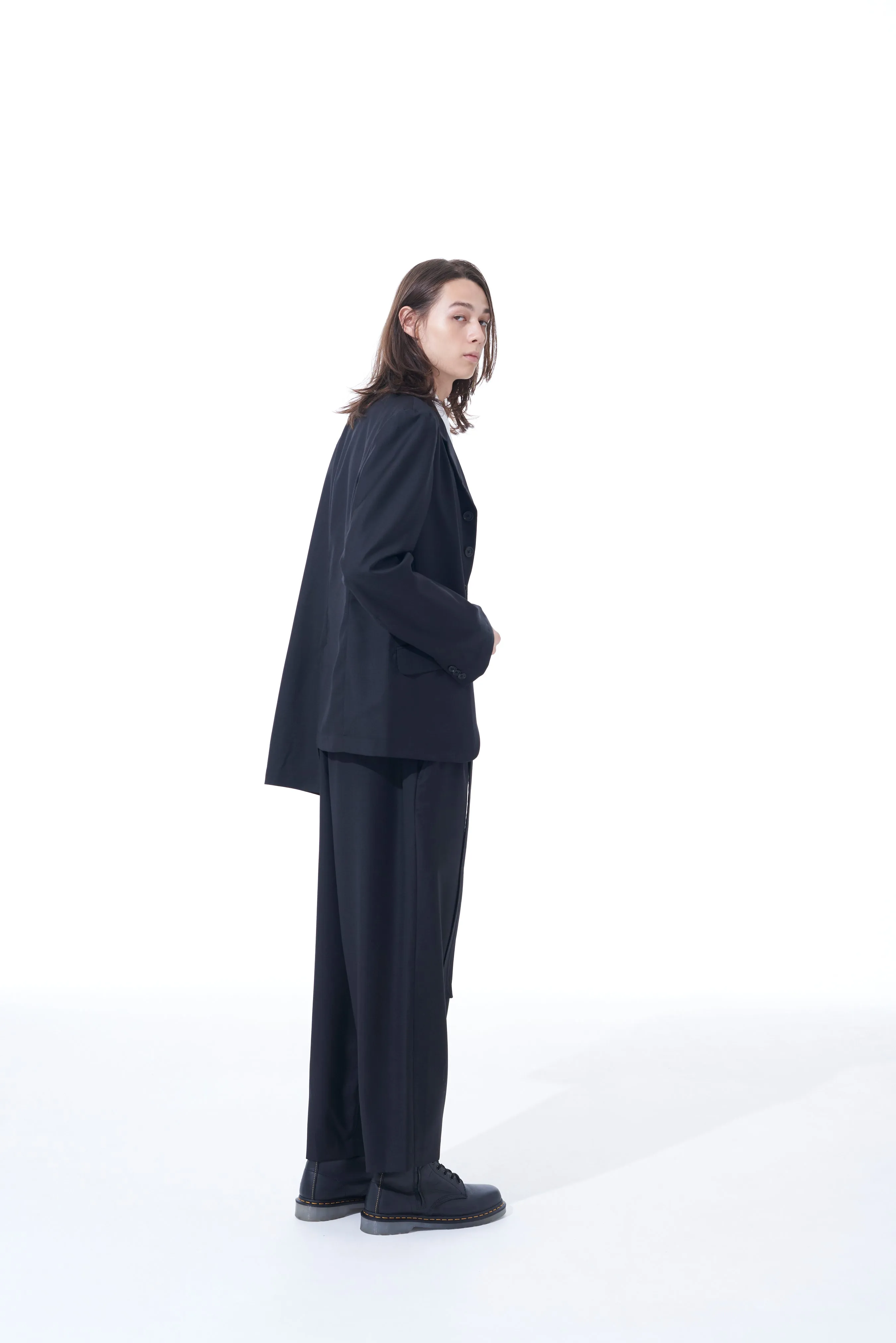 T/W GABARDINE 2-TUCK TAPERED BELT PANTS